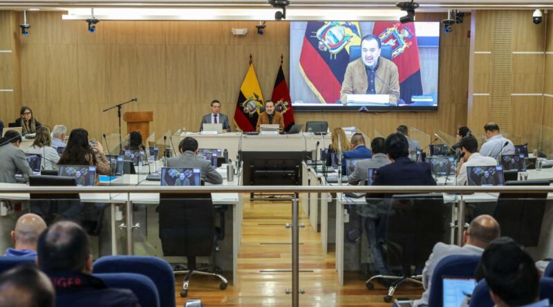 Concejo Metropolitano defiende los intereses de Quito y declara como prioridad la gestión y continuidad de recolección de la basura