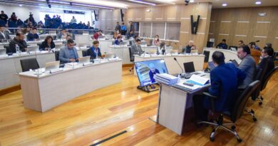 Concejo Metropolitano aceptó el pago en bonos del 45% de la deuda del Gobierno