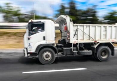 Transporte pesado que requiera circular en la Simón Bolívar y Ruta Viva en el horario de restricción debe obtener un salvoconducto