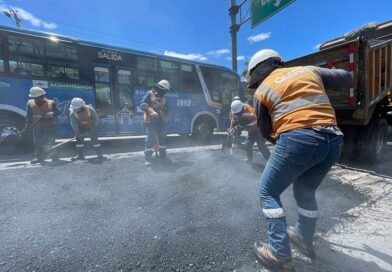 Las obras no se detienen en Quito: 34 frentes se mantienen activos Las obras no se detienen en Quito: 34 frentes se mantienen activos