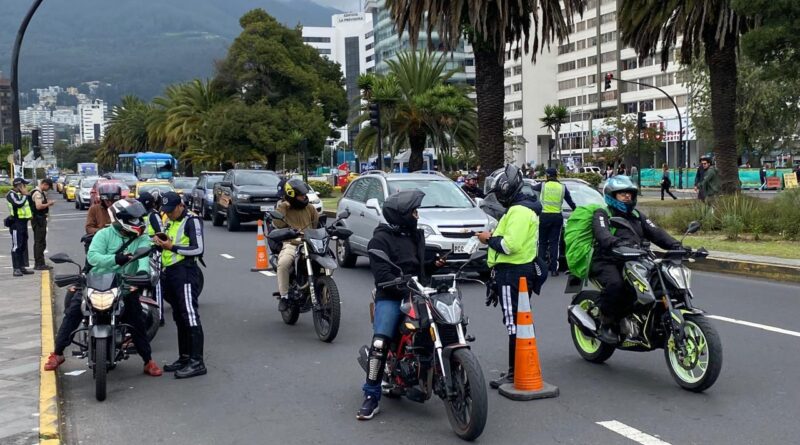 Municipio refuerza los controles a motocicletas para garantizar el cumplimiento de la ley