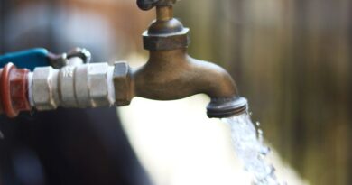 Quito registra reducción en el consumo de agua potable tras implementación de nueva tasa de recolección de basura