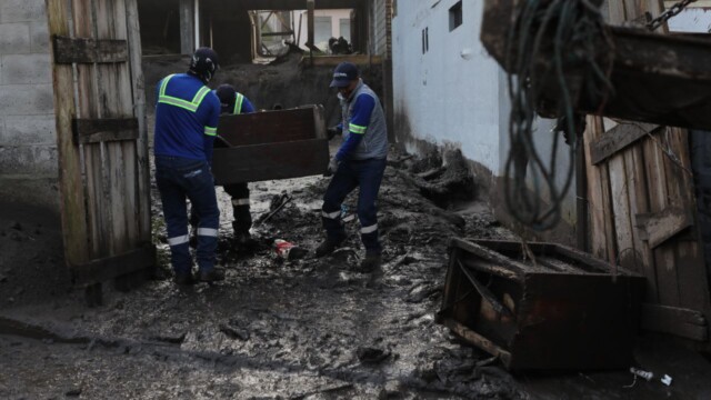 Brigadas de Emaseo realizan limpieza de viviendas afectadas Brigadas de Emaseo realizan limpieza de viviendas afectadas