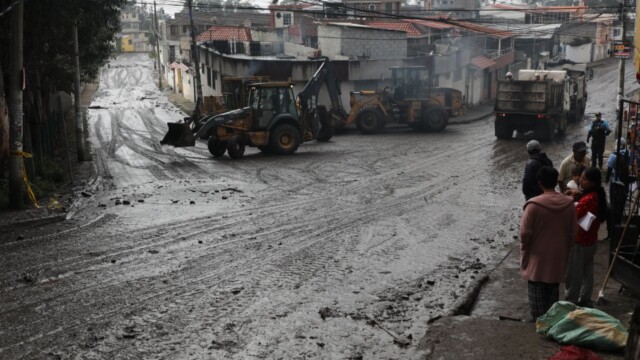 Continúa la limpieza en el sector del Puente 3 Continúa la limpieza en el sector del Puente 3