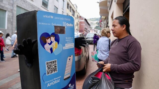 Niñas y niños levantaron su voz en estación San Francisco del Metro de Quito al celebrar el Día Mundial de la Infancia