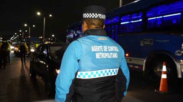 Operativos nocturnos en distintas zonas de Quito dejan una captura, seis detenidos por conducir en estado etílico y 87 citaciones